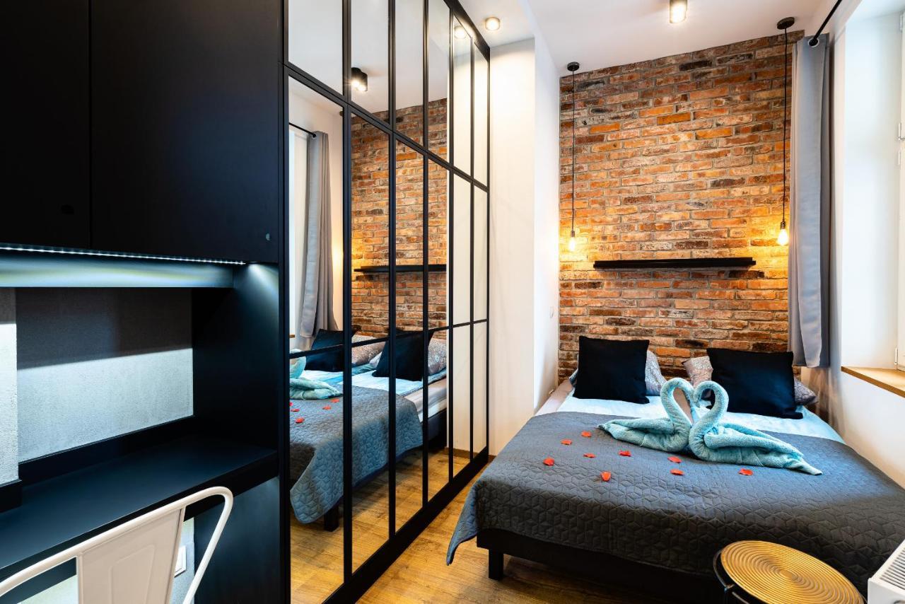 Large 75 M2 Apartment For 6 Guests Next To Wawel Castle Kraków Exteriör bild