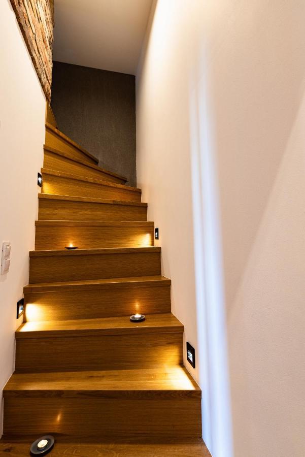 Large 75 M2 Apartment For 6 Guests Next To Wawel Castle Kraków Exteriör bild