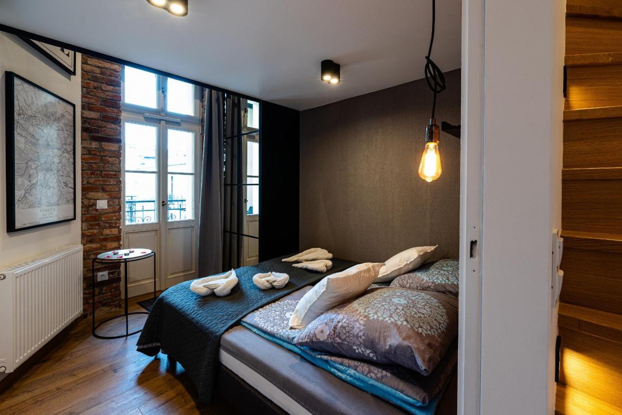 Large 75 M2 Apartment For 6 Guests Next To Wawel Castle Kraków Exteriör bild