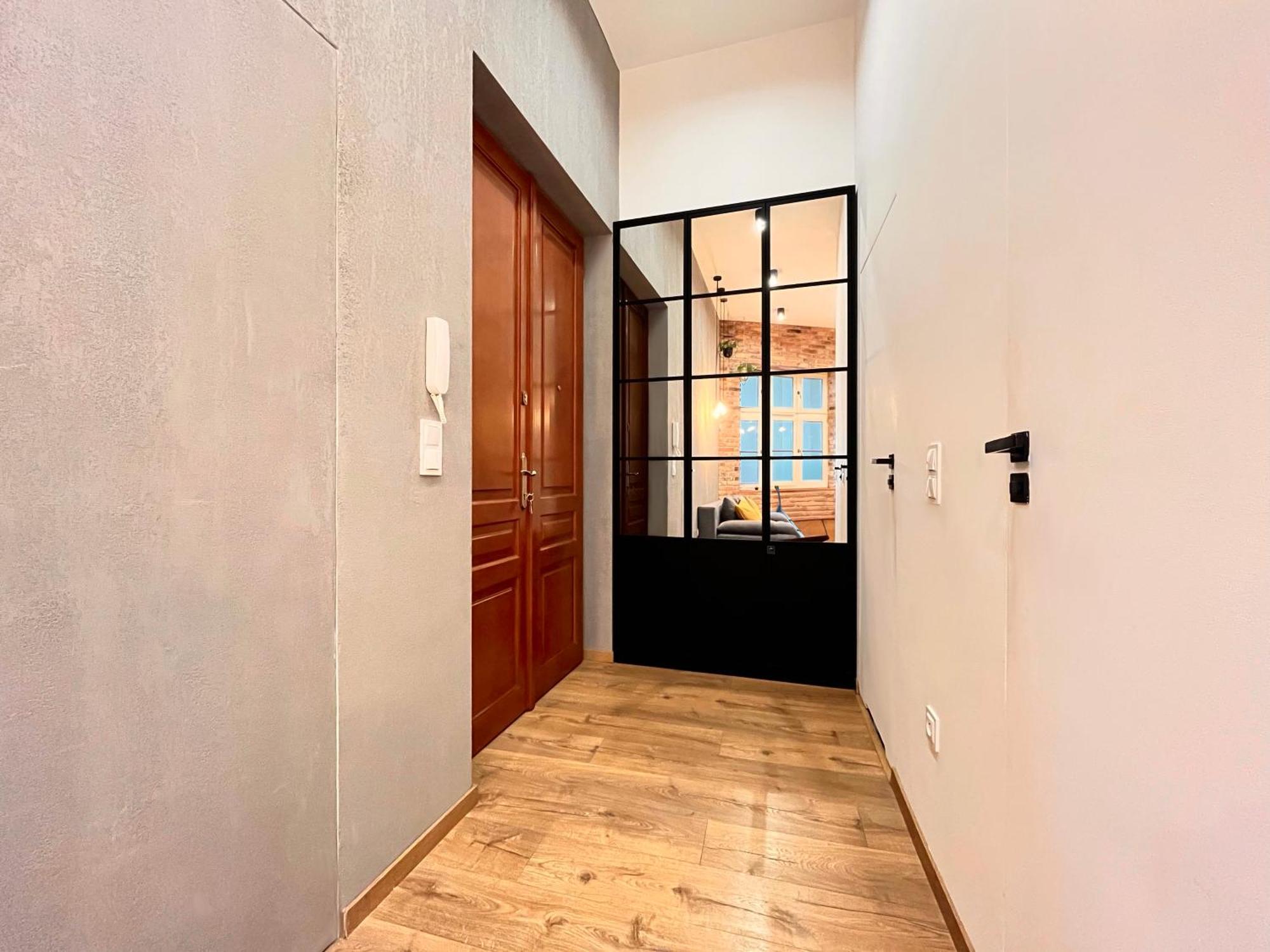 Large 75 M2 Apartment For 6 Guests Next To Wawel Castle Kraków Exteriör bild