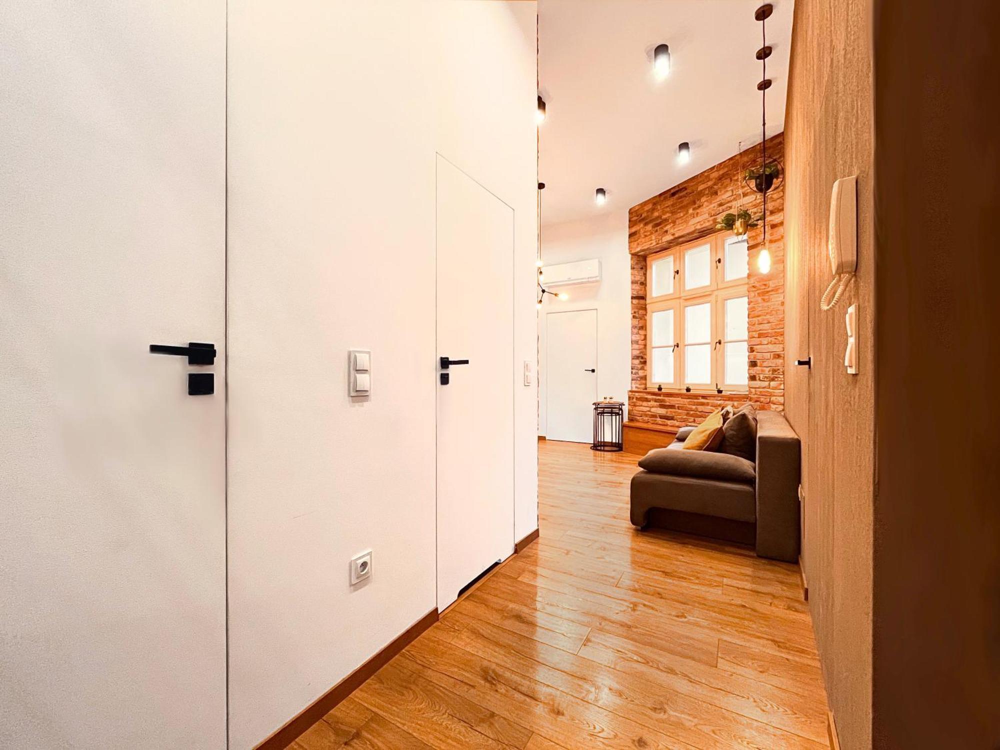 Large 75 M2 Apartment For 6 Guests Next To Wawel Castle Kraków Exteriör bild